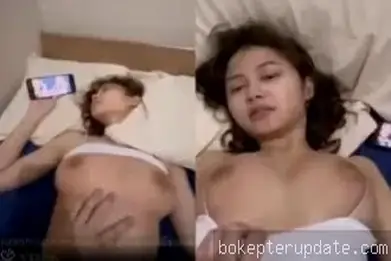 Nonton Video Panas Sambil Buka Memek untuk Digebukin, Ritual Pemanasan yang Tidak Biasa